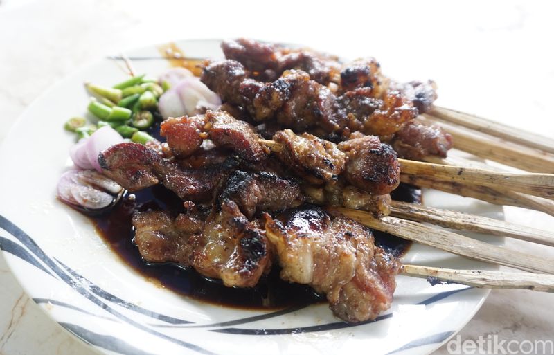 Sate Kambing Plengkung: Rasa Legenda yang Menggoda di Jantung Cilacap